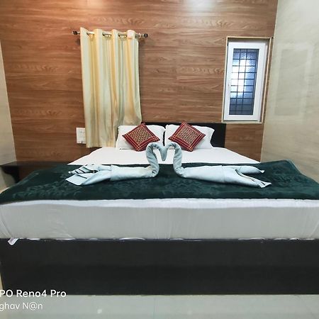 Kamala Sadana Lodge Mādhavaram Extérieur photo