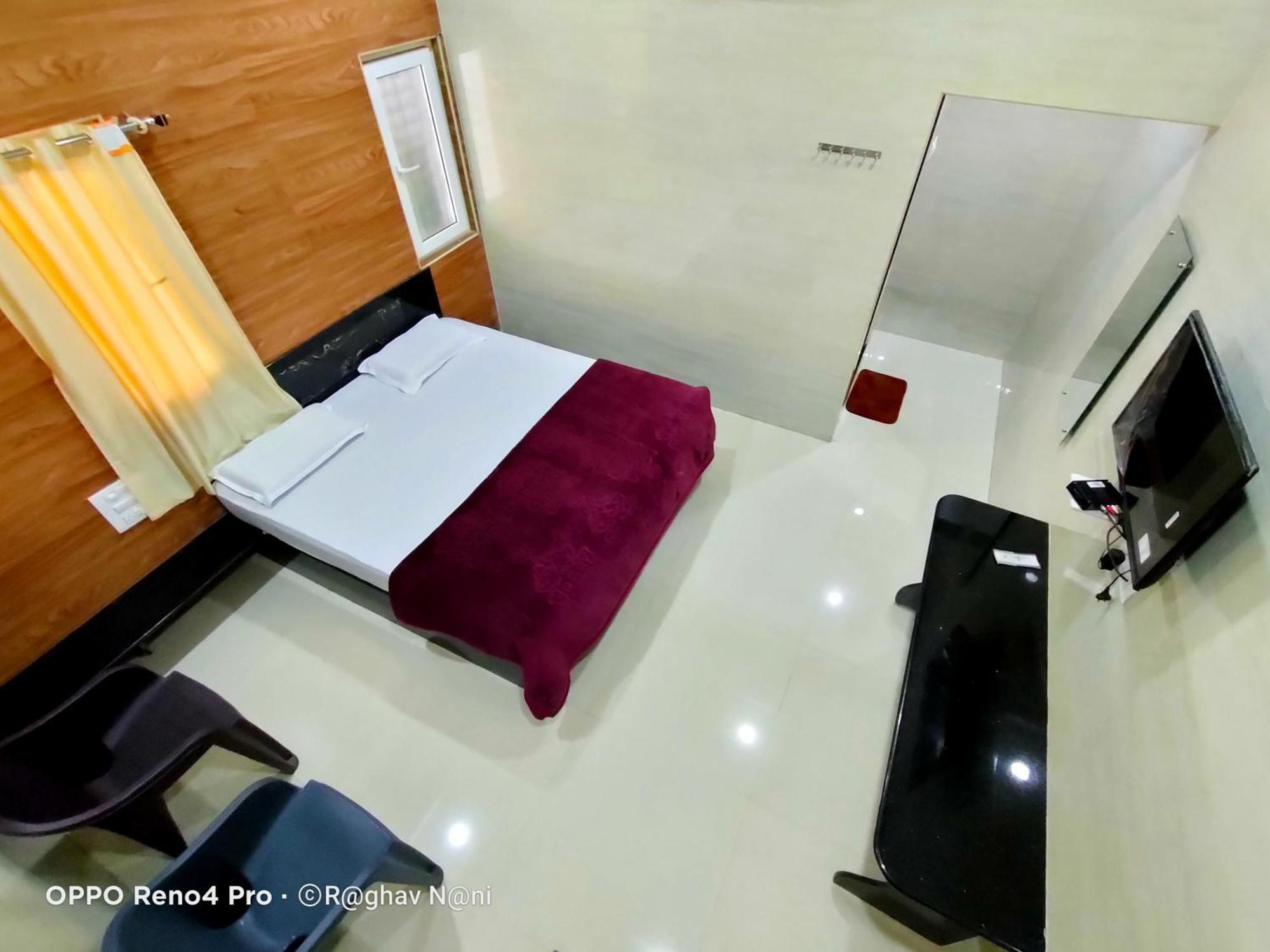 Kamala Sadana Lodge Mādhavaram Extérieur photo